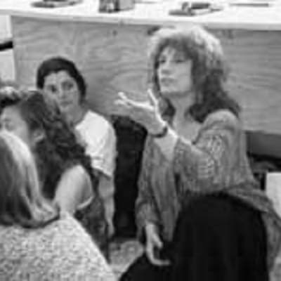 Mrs. Barbara Drucker